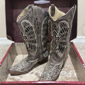 CORRAL WOMEN'S SEQUIN WING & CROSS INLAY WESTERN BOOTS - SQUARE TOE